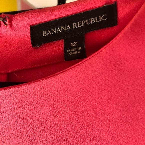 Hot pink dress - Picture 4 of 5